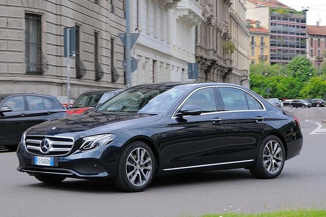 Luxury Private Transfer from/to Fiumicino Airport to Rome Center - Who should book this Rome transfer