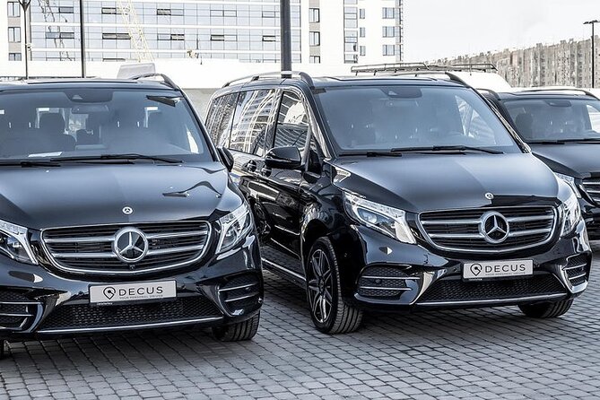 Luxury Private Transfer from/to Fiumicino Airport to Rome Center - What the sedan and minivan actually hold