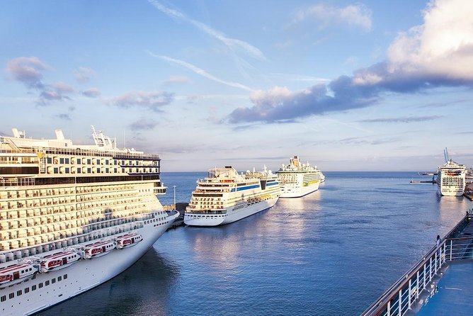 Luxury Private Transfer Rome from /to Civitavecchia Port - Sedan or minivan: match the car to your bags