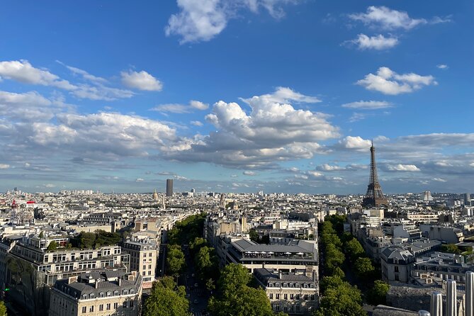 Luxury Private Transfers in Paris Airport - Family details that make a real difference