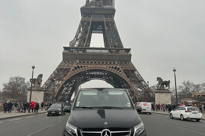 Luxury Private Transfers in Paris Airport - Booking details and timing to watch