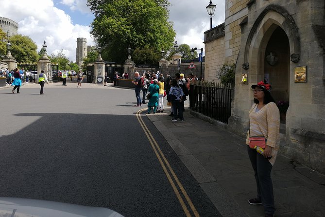 Luxury Private Vehicle Day Hire from & to London via Stonehenge & Windsor Castle - Stonehenge before the crowds