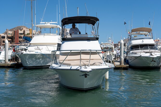 Luxury Private Yacht Charter in Cabo San Lucas Mexico - The crew can make the short trip work