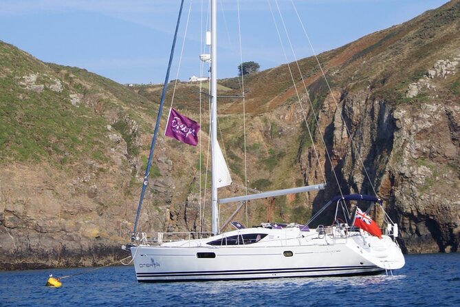 Luxury Sailing Experience Day with Champagne and Lunch or Dinner - Is $220.43 good value?