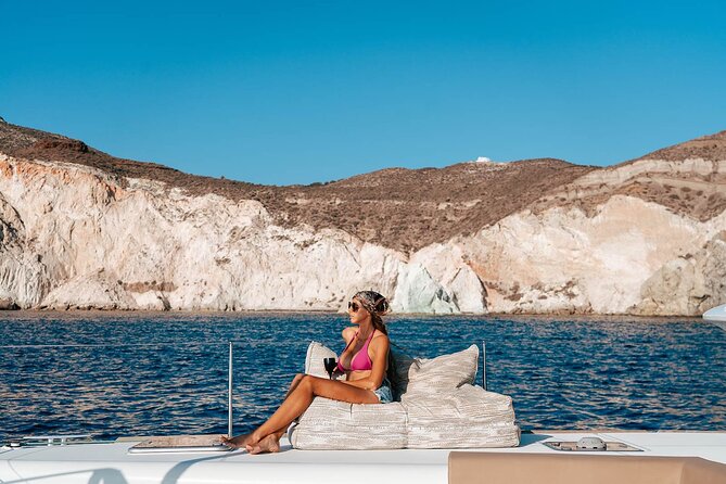 Luxury Santorini Sunset Cruise: Dinner, BBQ, Open Bar, Transfers - Leaving from Vlychada Marina