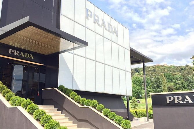 Luxury Shopping Experience: Private Chauffeur to The Mall & Prada - Keeping your purchases in the car