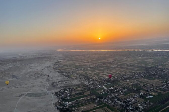Luxury Sunrise Balloon Ride in Luxor with Hotel Pickup - Thirty minutes above the Nile and ancient Thebes