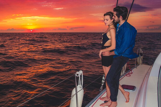 Luxury Sunset Sailing Cruise in Cancun with Light Dinner and Open Bar - The Crew Makes the Night