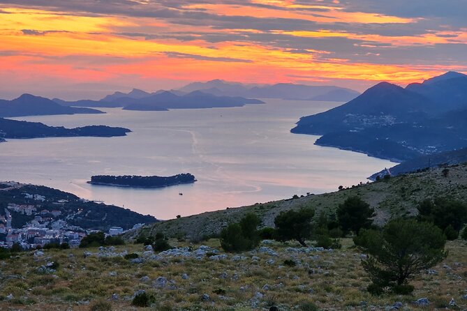 Luxury Sunset Tour with Wine Tasting - Three Croatian wines at the final sunset stop