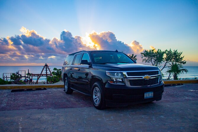 Luxury SUV arrivals from Cancun Airport one way - The private SUV is best for groups and families