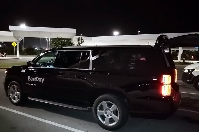 Luxury SUV Private Transfer R/T-Airport-Hotel-Airport- Playa del Carmen - Comfort, safety, and what is not included