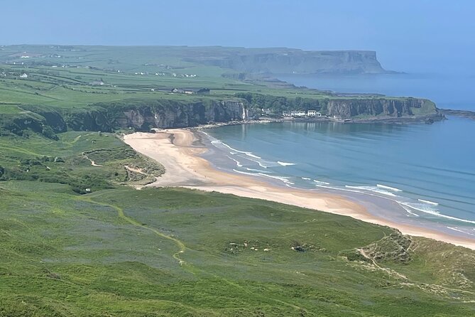 Luxury Tour of Giants Causeway from Belfast - Carrick-a-Rede Rope Bridge above the rocks