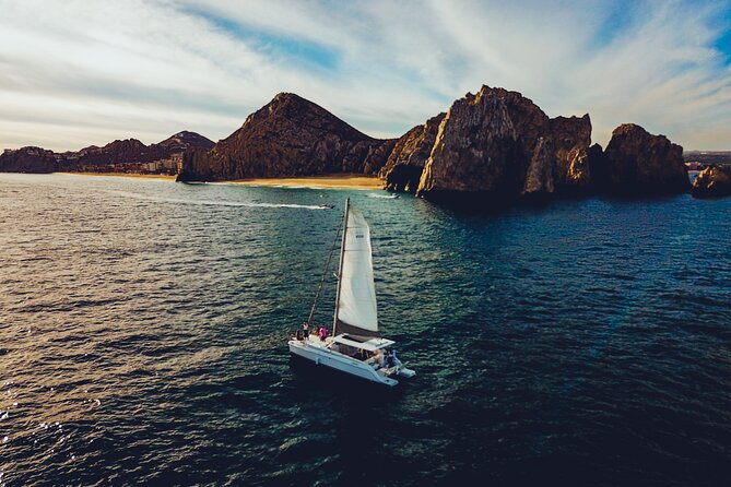 Luxury Whale Watch Cruise to The Arch Los Cabos - Open bar, snacks, and the real meaning of luxury