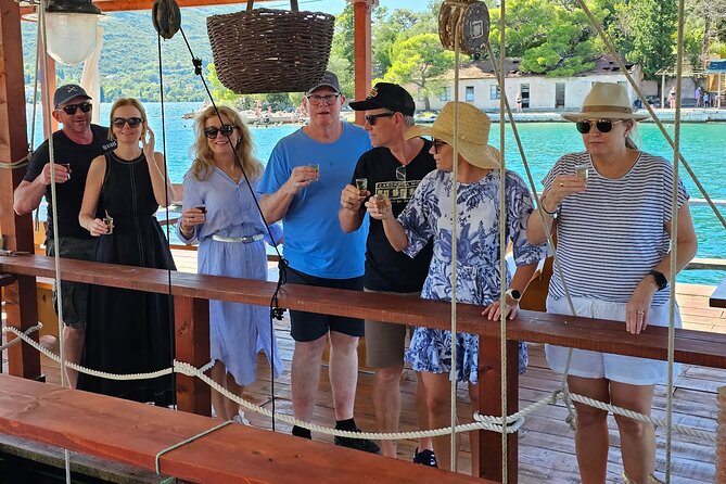 Luxury Wine and Oyster tasting - Why Pelješac makes a good day trip from Dubrovnik