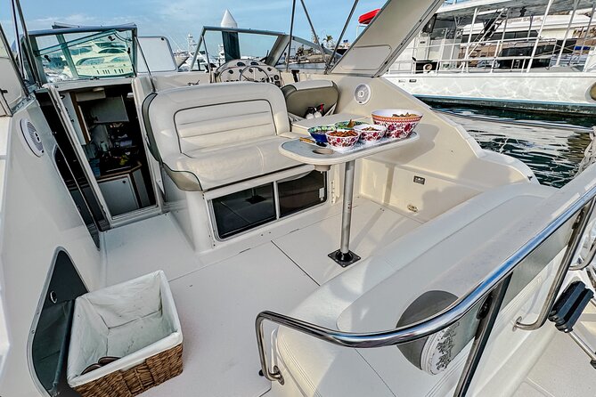 Luxury Yacht Charter and Arch Tour in Cabo San Lucas - Why this private Cabo cruise works so well
