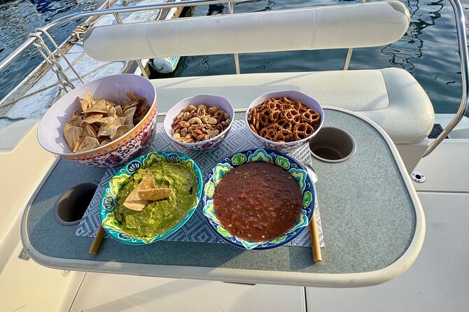 Luxury Yacht Charter and Arch Tour in Cabo San Lucas - Lovers Beach and the sea lion colony
