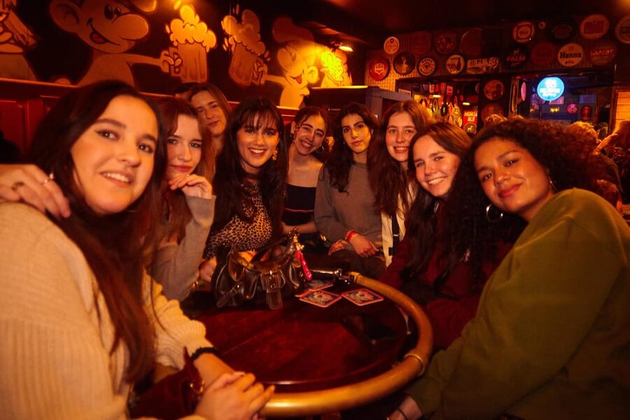 Lyon: Riviera Bar Crawl Party with Free Shots and Vip Entry - Moving through three bars and clubs
