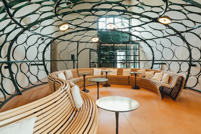 Maison Noilly Prat VIP tour, wine and vermouth tastings - Who Will Get the Most From This Tour