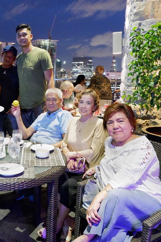 Makati Nightlife: VIP Access to Clubs, Rooftops & Go-Go Bars - Octopus or Royal: where the VIP value matters