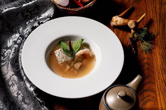 Manohra Cruise Luxury Dining - Service that feels personal, with a few caveats