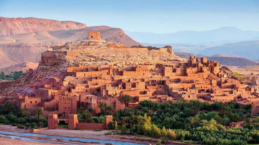 Marrakech To Merzouga : 3-Day Dreams Tours & Luxury Camp - Day two: Todra Gorge and the golden dunes