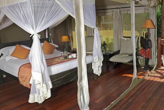Masai Mara 3 Days Luxury Tented Safari - Day one: Nairobi, the Great Rift Valley, and the first lion search