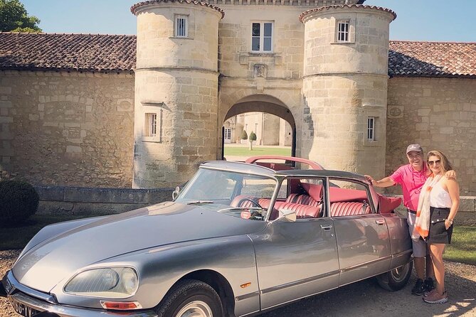 Médoc luxury wine tour aboard a Citroën DS Limousine Convertible - Timing, group size, and who should book