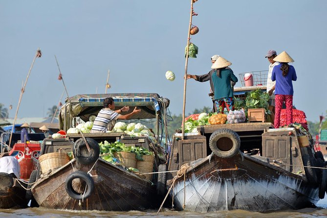 Mekong Delta 2-Day Tour: Floating Markets, Biking, Amazing Tour - Vinh Trang Pagoda and a change of pace