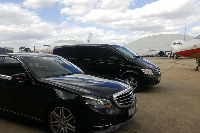 Melbourne Airport Arrival Or Departure Luxury Car Transfers - Why the driver can shape the experience