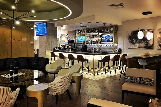 Mera VIP Lounge at Cancun International Airport - Bathrooms and practical facilities