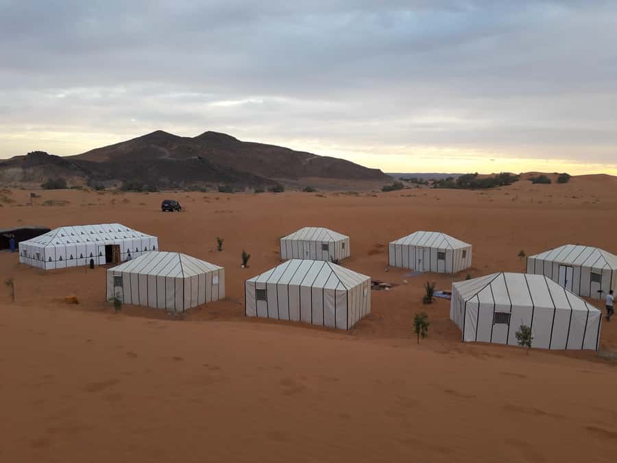 Merzouga: Overnight in Luxury camp with camels dinner - Sunrise, breakfast, and the return to Merzouga