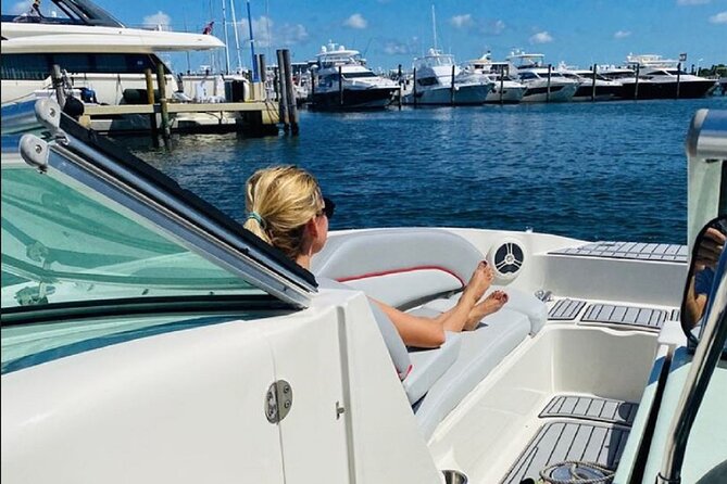 Miami Express Private Boat a 1- Hour Luxury Experience - When One Hour Is Enough, and When It Is Not