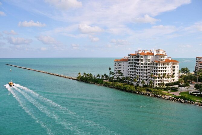 Miami Sightseeing Cruise on a Luxury Yacht - Key points to know before you book