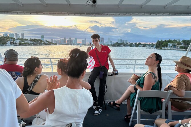 Miami Skyline Boat Cruise Past Millionaire's Homes Optional Stop - Commentary, music, and the guide on your departure