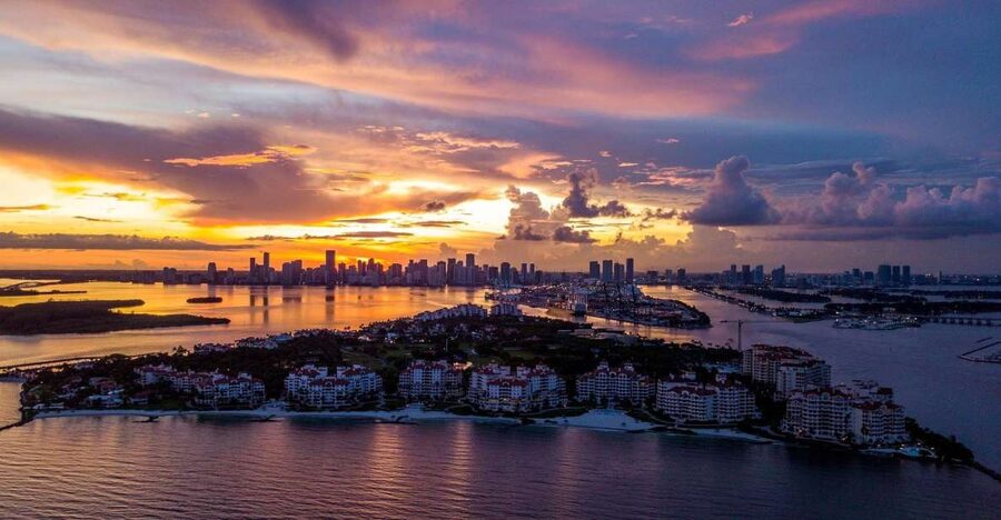 Miami Sunset: Private Luxury Airplane Tour - Key Biscayne and the open water