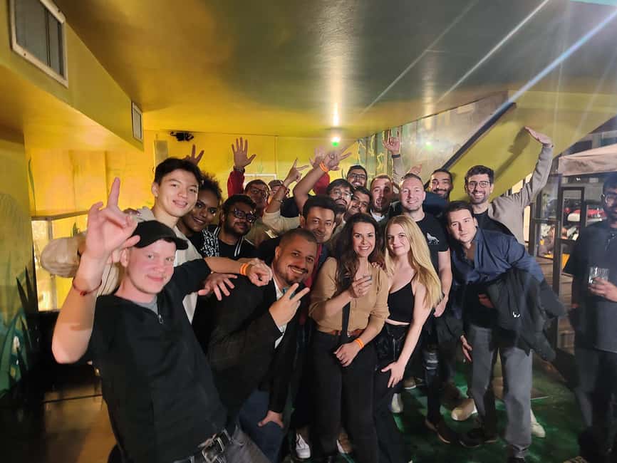 Milan: Ultimate Bar Crawl with Shots and VIP Club Access - Key points at a glance