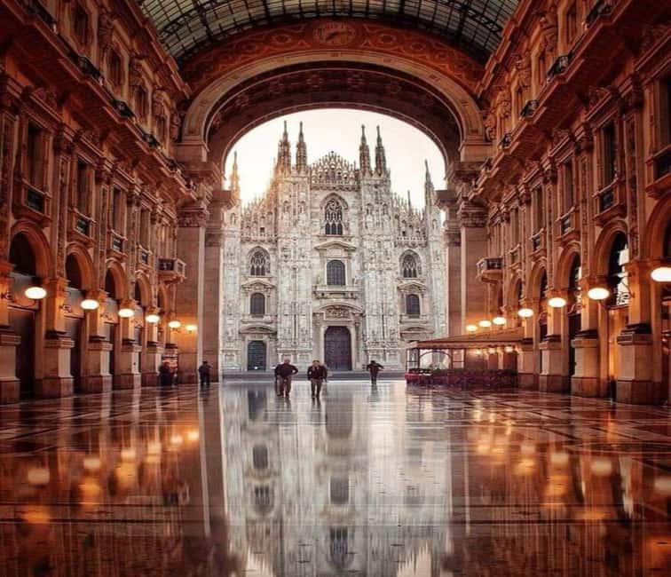 Milano: Luxury Duomo Fast-Track Entry with Lift to Terraces - Using the audio guide without losing your freedom