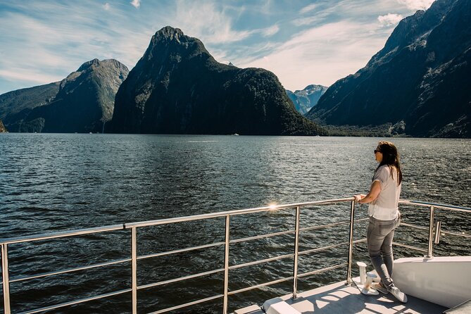Milford Sound Luxury Lunch Cruise onboard The Fiordland Jewel - The Fiordland Jewel, built for views
