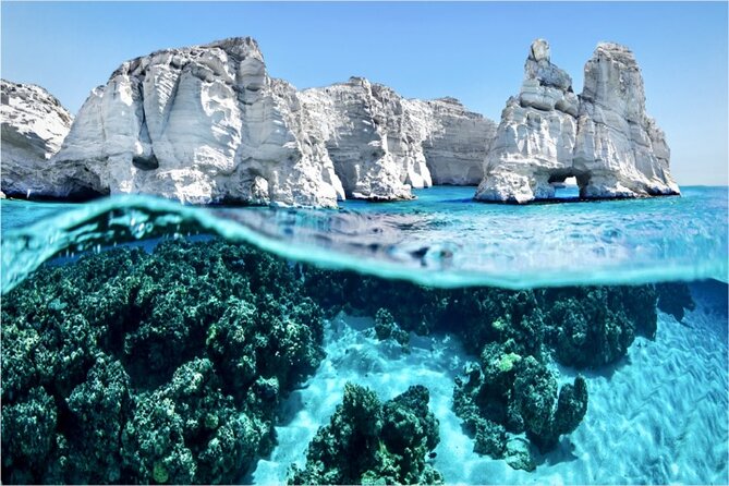 ❖ Milos: Luxury Private Cruise—Kleftiko Sarakiniko Poliegos - What the crew and boat add