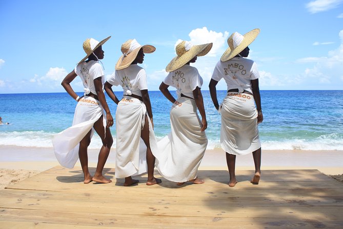Montego Bay: Bamboo Beach Club VIP Access with Lunch & Cocktails - Four courses of Jamaican food, served at your chair