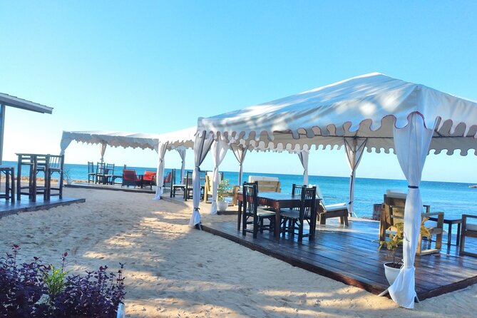 Montego Bay: Bamboo Beach Club VIP Access with Lunch & Cocktails - Six cocktails and the Kool Bartenders