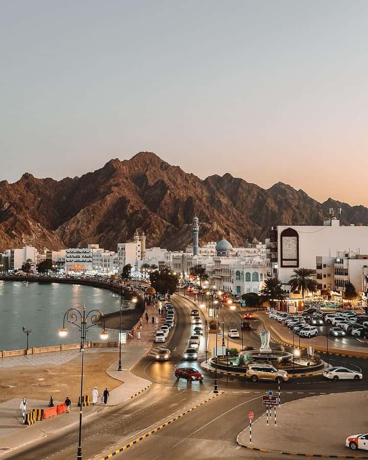 Muscat City Tour and life with Omani Guy ( luxury car). - The Royal Opera House adds modern Muscat