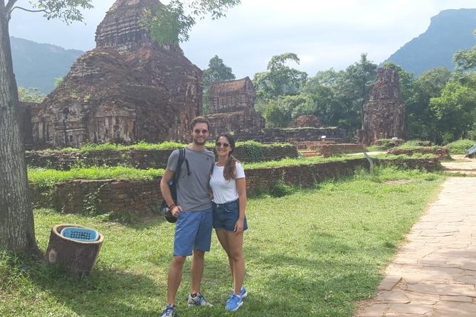 My Son Sanctuary Luxury Trip from Hoi An - Local lunch is friendly, but portions can vary