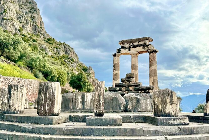 Mystical Delphi & Hosios Loukas Byzantine Wonder Luxury Day Tour - Key points at a glance
