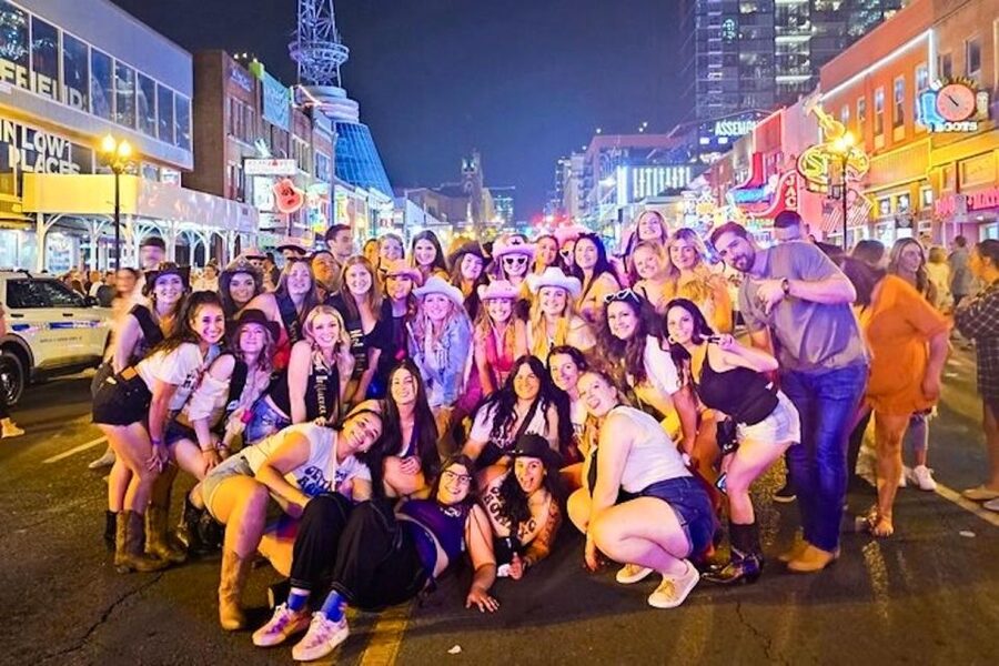 Nashville: Exclusive Entry and Special Offers VIP Bar Crawl - Should you book the Nashville VIP bar crawl?