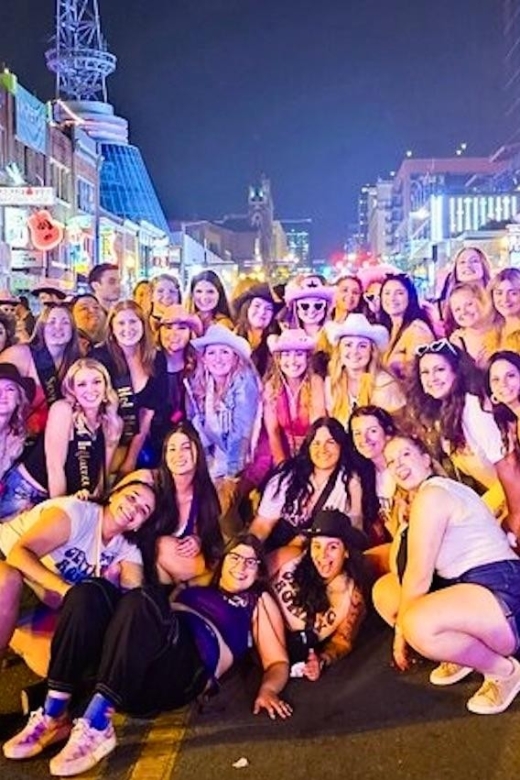 Nashville: Exclusive Entry and Special Offers VIP Bar Crawl - Moving through Downtown and Lower Broadway