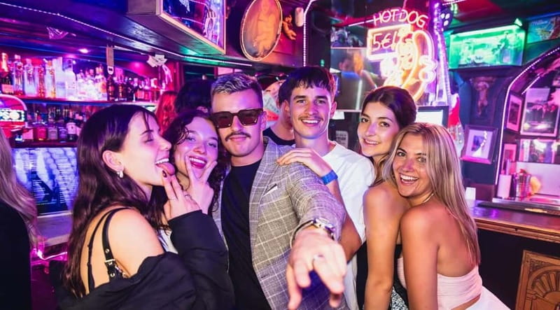 Nice: Bar/Pub Crawl with Free Shots and VIP Entry - Three bars, four included entries, and a nightclub finish