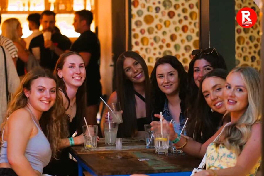 Nice: Ultimate Party Bar Crawl Free Shots & VIP Club Entry - How the value compares with planning your own night