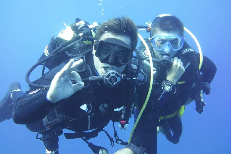 Nice : VIP sea tour with snorkeling & discover scuba - A short coastal outing with real underwater time