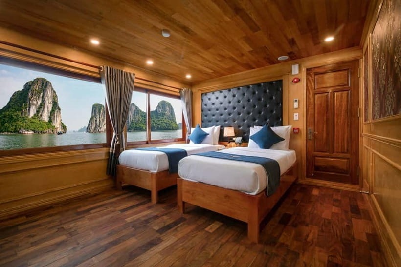 Ninh Binh: Lan Ha, Halong bay luxury cruises with balcony - Kayaking and swimming at Ba Trai Dao